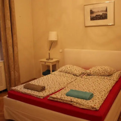 Pal's Hostel & Apartments Стандартный номер с двуспальной кроватью