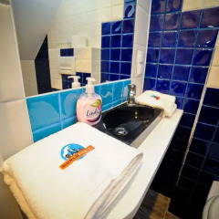 World Hostel Стандартный номер с разными типами кроватей фото 3