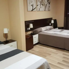 Отель Pension Restaurante AVENIDA 3* Стандартный номер с различными типами кроватей фото 8