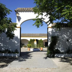 Отель Cortijo Sierra y Lago парковка
