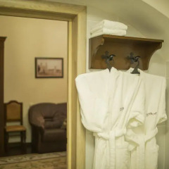 Гостиница Монастырcкий 3* Люкс разные типы кроватей фото 7