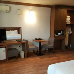 Dawn Beach Hotel 2* Номер категории Эконом с различными типами кроватей