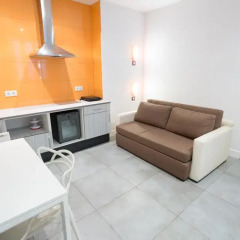Отель Petit Palace Lealtad Plaza 4* Стандартный номер с различными типами кроватей