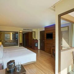 Отель Novotel Phuket Vintage Park сауна