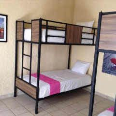 Hostel Hostalife Кровать в общем номере с двухъярусной кроватью фото 3
