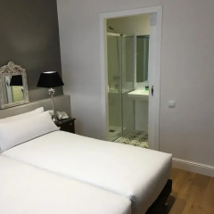 Mesón Castilla Atiram Hotel 2* Стандартный номер с различными типами кроватей фото 16