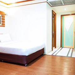 Отель The Bavana Surawong Bangkok 3* Стандартный номер фото 12