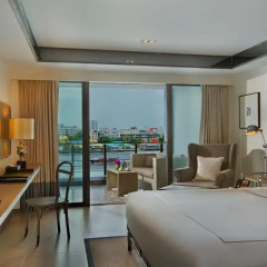 Отель Riva Surya Bangkok 4* Номер Делюкс с различными типами кроватей фото 3