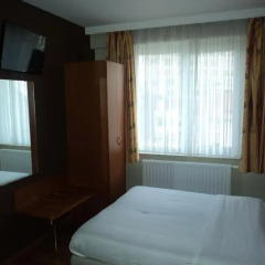 Albert Hotel 2* Стандартный номер фото 5