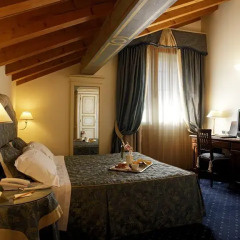 Отель Borgo Ca dei Sospiri 4* Стандартный номер с двуспальной кроватью фото 8