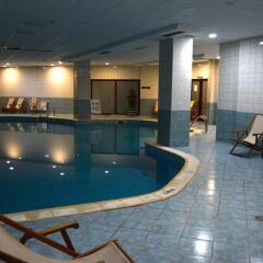 Отель Flora Hotel - Apartments Болгария, Боровец - отзывы, цены и фото номеров - забронировать отель Flora Hotel - Apartments онлайн бассейн