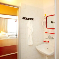 Отель Charles Central 3* Апартаменты с различными типами кроватей фото 5