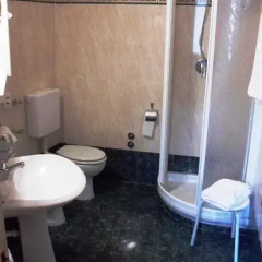 Hotel Reali 3* Стандартный номер фото 12