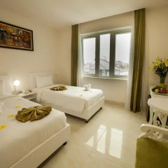 Hotel La Perle Hue 3* Номер Делюкс с различными типами кроватей фото 3