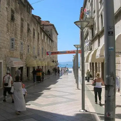 Отель Split Old Town Suites