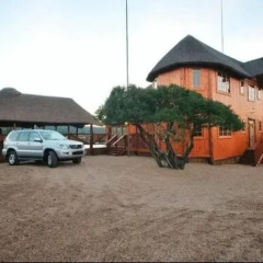 Отель Addo Afrique Estate парковка