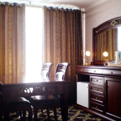 Mir Hotel In Rovno 3* Люкс