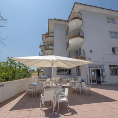 Отель Apartaments AR Muntanya Mar Испания, Бланес - отзывы, цены и фото номеров - забронировать отель Apartaments AR Muntanya Mar онлайн питание