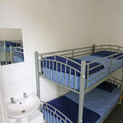 Brighton Youth Hostel Кровать в общем номере с двухъярусной кроватью фото 9
