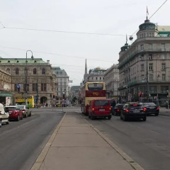 Отель Opera-Karsplatz city central apartment Австрия, Вена - отзывы, цены и фото номеров - забронировать отель Opera-Karsplatz city central apartment онлайн городской автобус