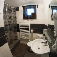 Хостел Seven Prague Апартаменты с различными типами кроватей фото 3
