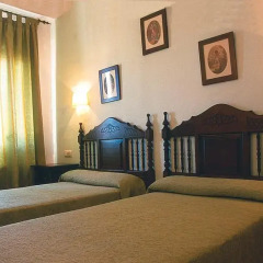 Отель Hostal Macami Стандартный номер с различными типами кроватей фото 3