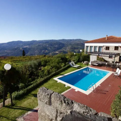 Отель Quinta de CasalMato бассейн