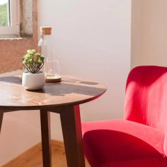 Отель Feels Like Home Rossio Prime Suites 4* Стандартный номер с 2 отдельными кроватями (общая ванная комната) фото 5