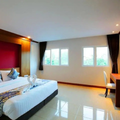 Отель Sungthong Kamala Beach Resort комната для гостей фото 2