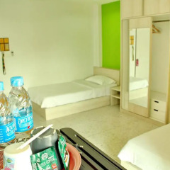 Отель The Fifth Residence 3* Улучшенный номер с 2 отдельными кроватями фото 2