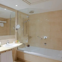 Hotel Gran Ultonia 4* Стандартный номер с различными типами кроватей фото 11