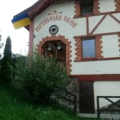 Гостиница Sadyba Karpatska Kazka Коттедж с различными типами кроватей фото 14