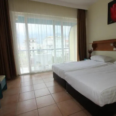 Gallion Hotel 2* Стандартный номер с двуспальной кроватью