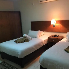Zaina Plaza Hotel комната для гостей фото 5