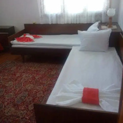 Отель Guest House AHP Стандартный номер фото 13