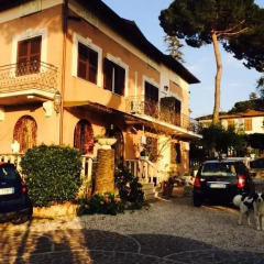 Отель B&B Vittoria Colonna парковка