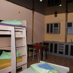 Hostel Nash Dom Кровать в мужском общем номере