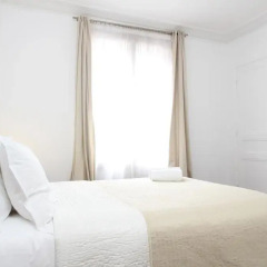 Апартаменты Private Apartment - Coeur de Paris - St Germain des Prés - 105 комната для гостей фото 4