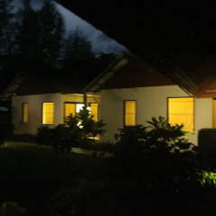 Отель Golden Bay Cottage 3* Бунгало с различными типами кроватей фото 8