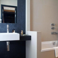 Hotel Marceau Champs Elysees 3* Номер Делюкс с разными типами кроватей