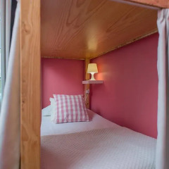 Passport Lisbon Hostel 2* Кровать в женском общем номере фото 4