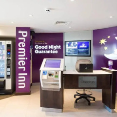 Отель Premier Inn Leek Town Centre интерьер отеля
