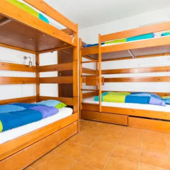 Отель Baleal Surf Camp Кровать в общем номере двухъярусные кровати фото 8