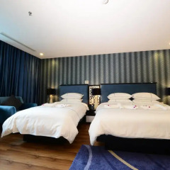 Hanoi Emerald Waters Hotel & Spa 4* Стандартный семейный номер с двуспальной кроватью фото 7