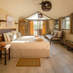 Отель Etosha Village 3* Стандартный номер с различными типами кроватей фото 2