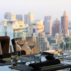Отель The Continent Bangkok by Compass Hospitality 4* Стандартный номер с различными типами кроватей фото 31