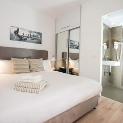 Отель Sea Executive Suites Люкс с различными типами кроватей фото 6
