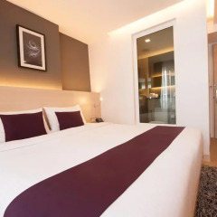 Отель Arize Sukhumvit 4* Улучшенный номер