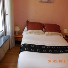 Отель Hôtel Le Petit Château 2* Стандартный номер с различными типами кроватей