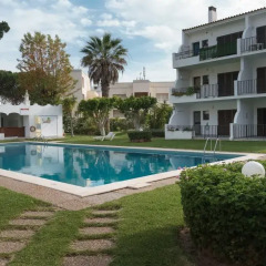 Отель Akisol Vilamoura Emerald II Португалия, Виламура - отзывы, цены и фото номеров - забронировать отель Akisol Vilamoura Emerald II онлайн бассейн